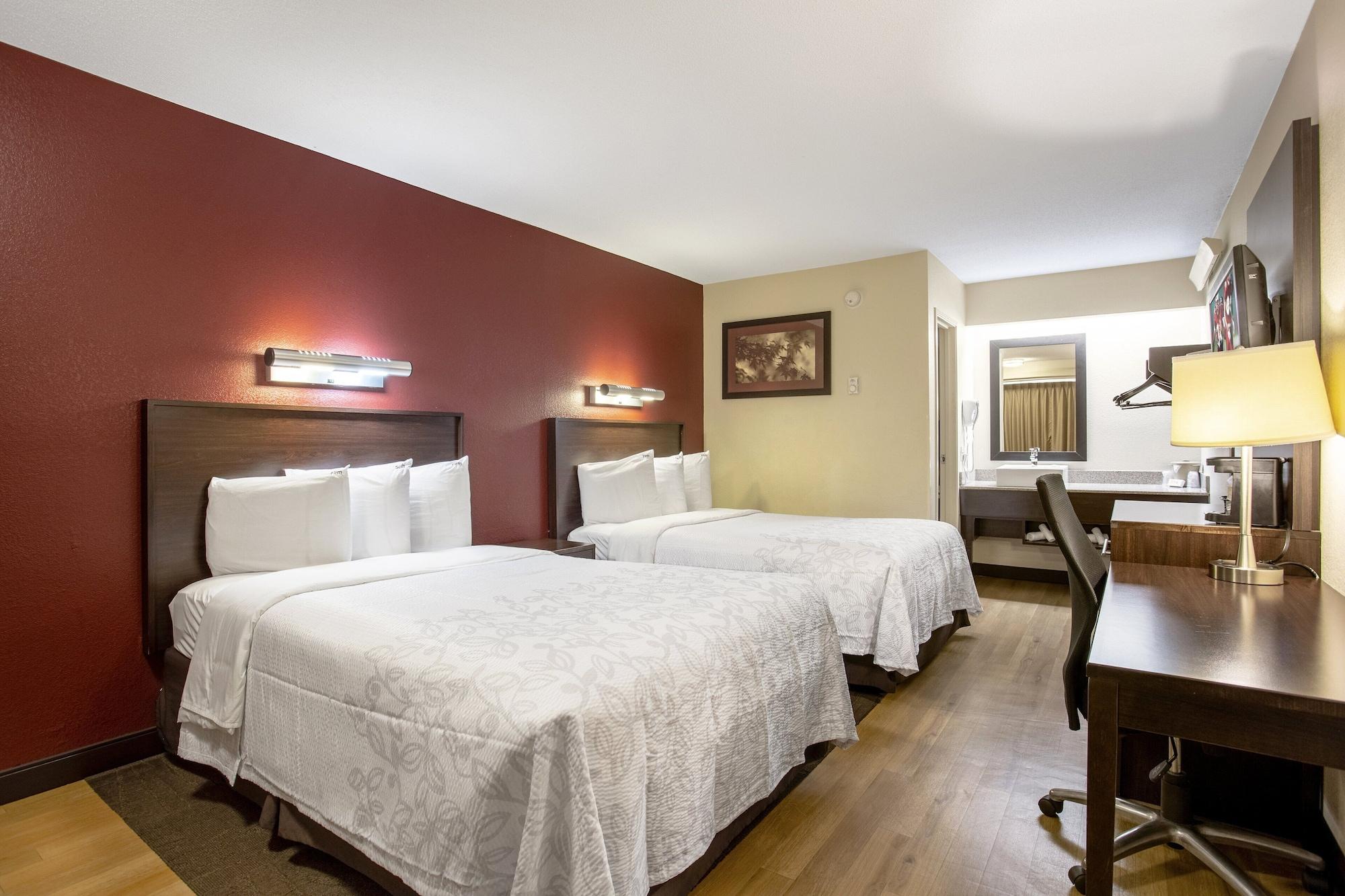 Red Roof Inn Plus+ Wilmington - Newark Christiana Exteriör bild