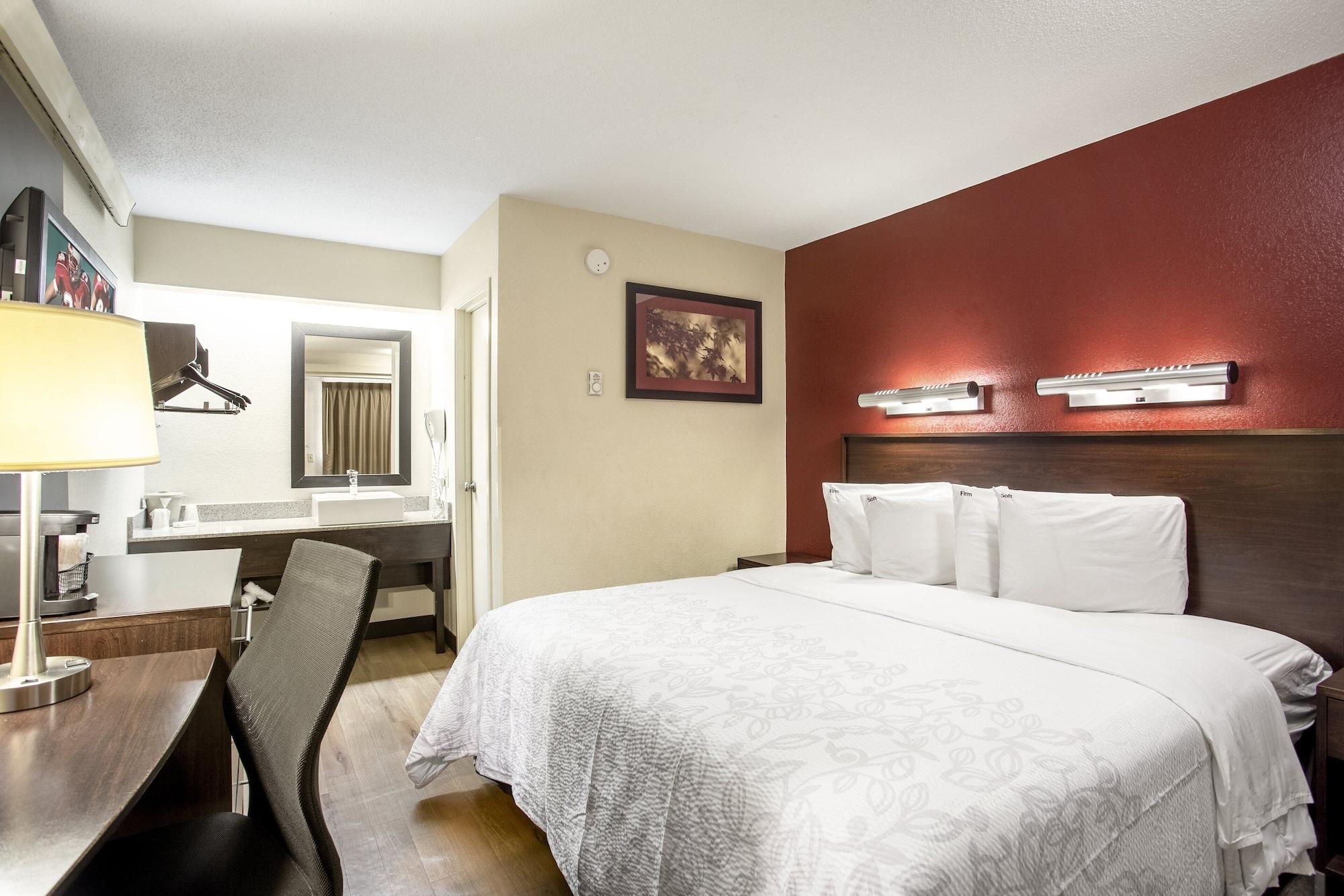 Red Roof Inn Plus+ Wilmington - Newark Christiana Exteriör bild