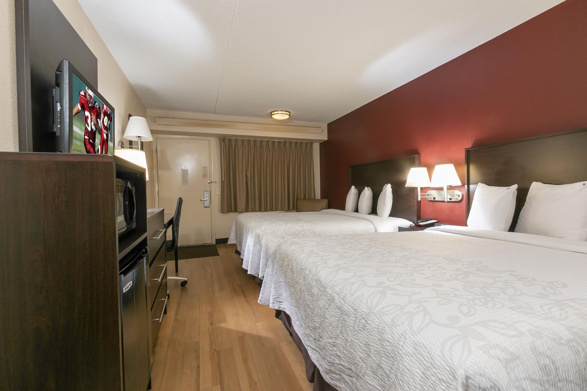 Red Roof Inn Plus+ Wilmington - Newark Christiana Exteriör bild