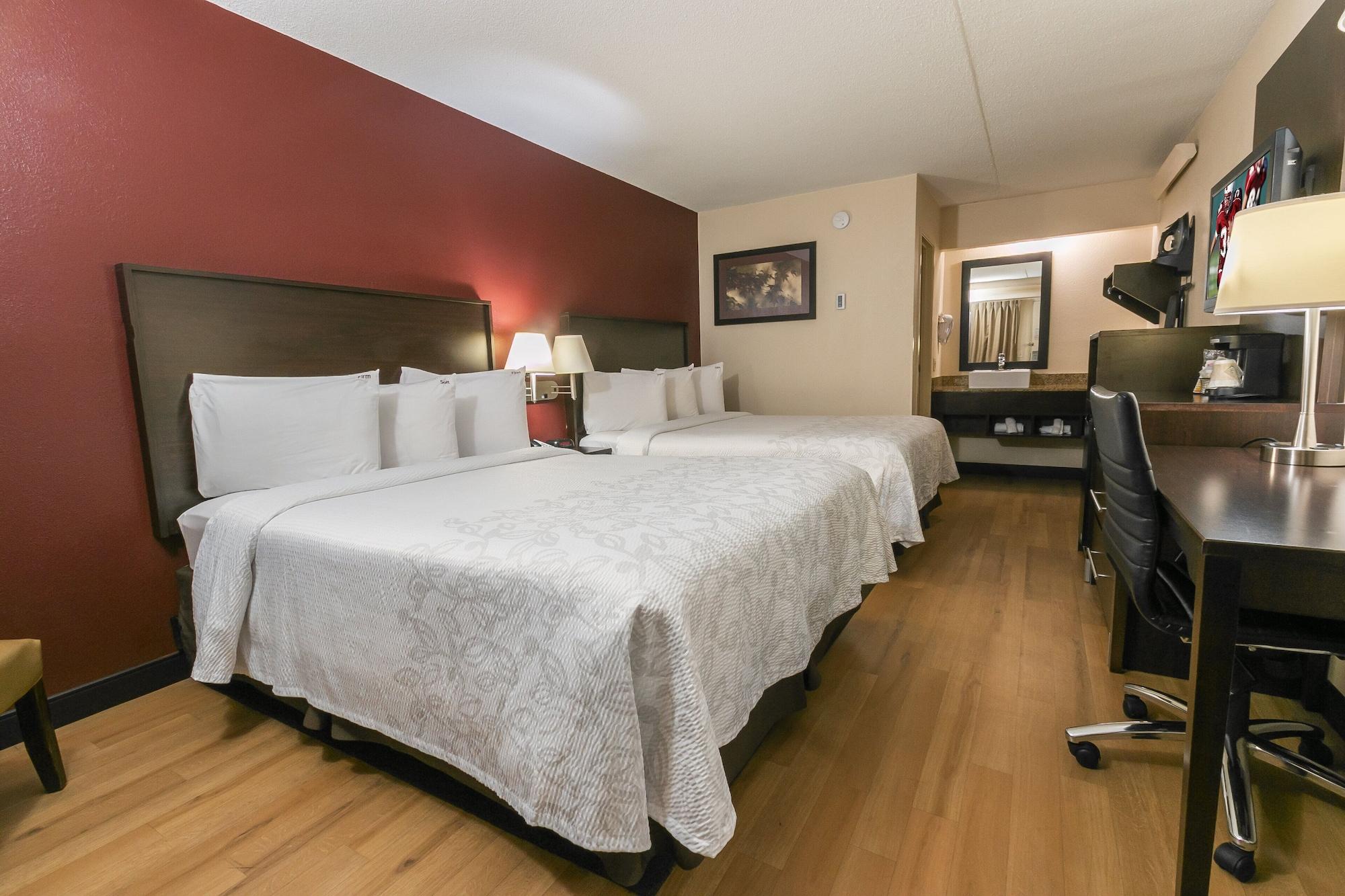 Red Roof Inn Plus+ Wilmington - Newark Christiana Exteriör bild