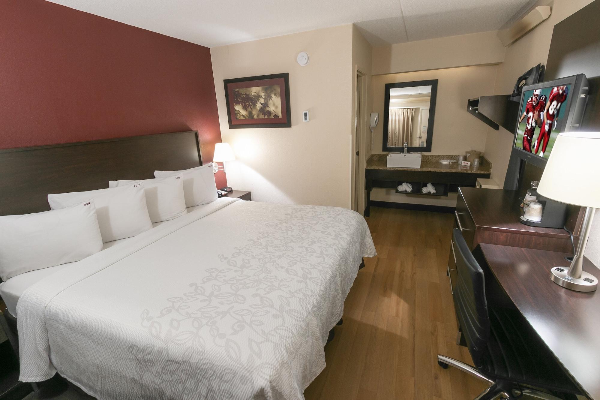 Red Roof Inn Plus+ Wilmington - Newark Christiana Exteriör bild