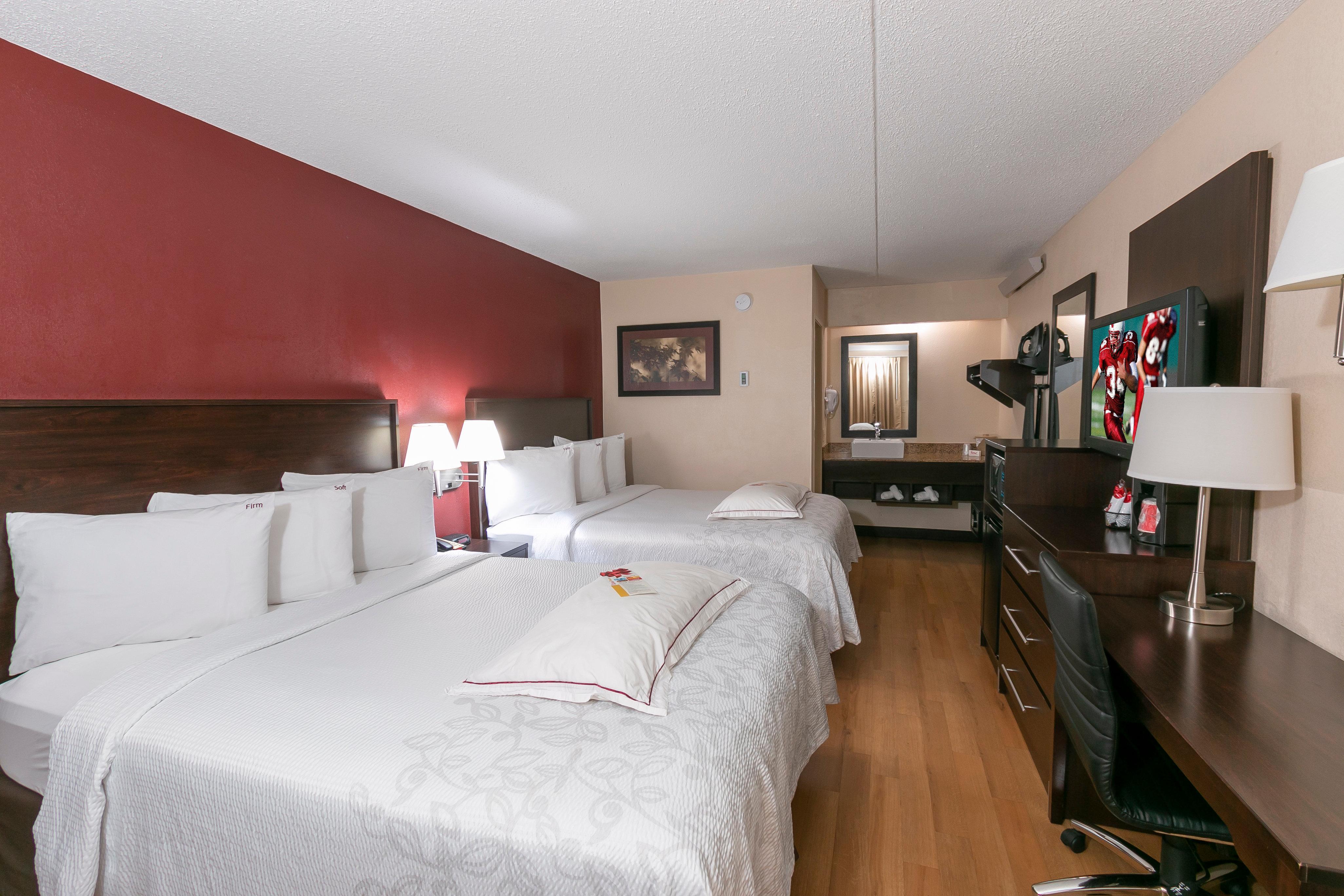 Red Roof Inn Plus+ Wilmington - Newark Christiana Exteriör bild