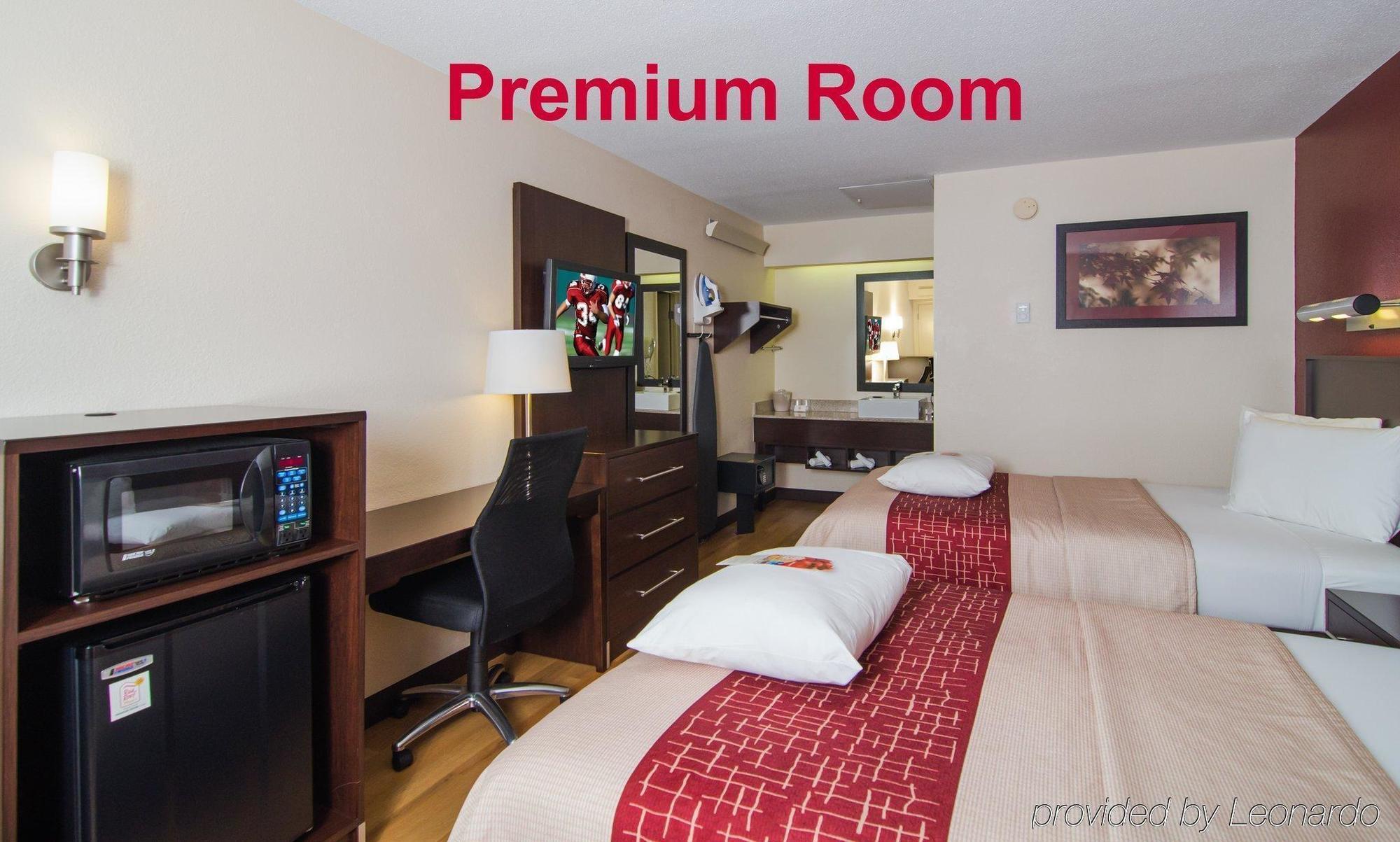 Red Roof Inn Plus+ Wilmington - Newark Christiana Exteriör bild