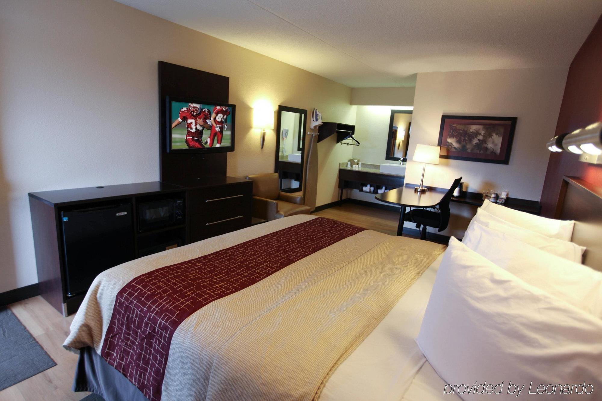 Red Roof Inn Plus+ Wilmington - Newark Christiana Exteriör bild