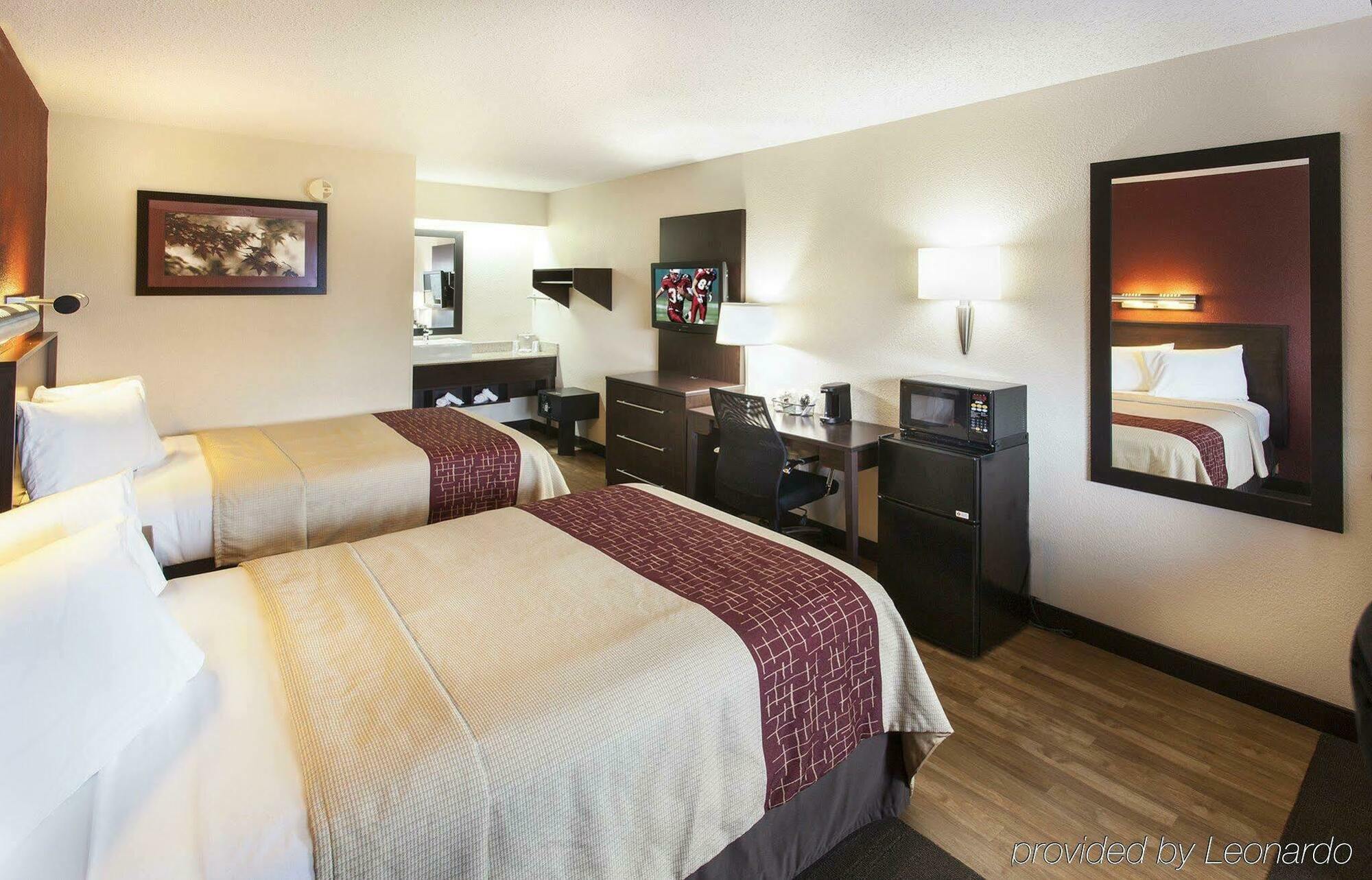 Red Roof Inn Plus+ Wilmington - Newark Christiana Exteriör bild