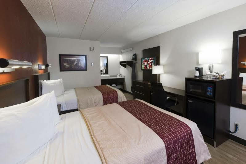 Red Roof Inn Plus+ Wilmington - Newark Christiana Exteriör bild